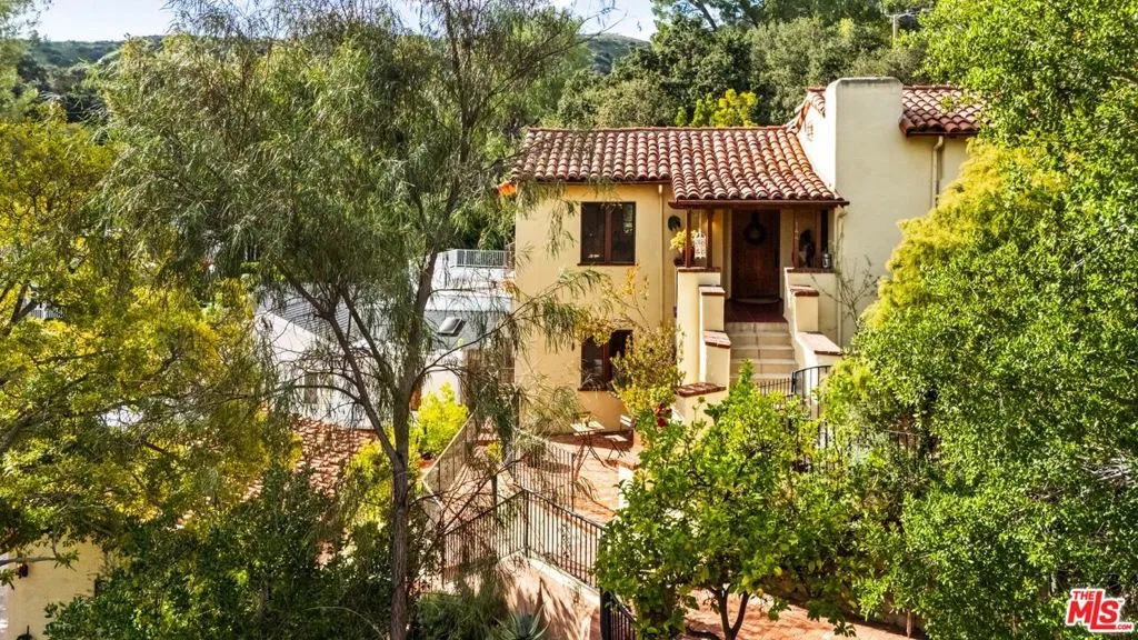 1441 Andenes Drive, Glendale, California 91208 home-pic-56